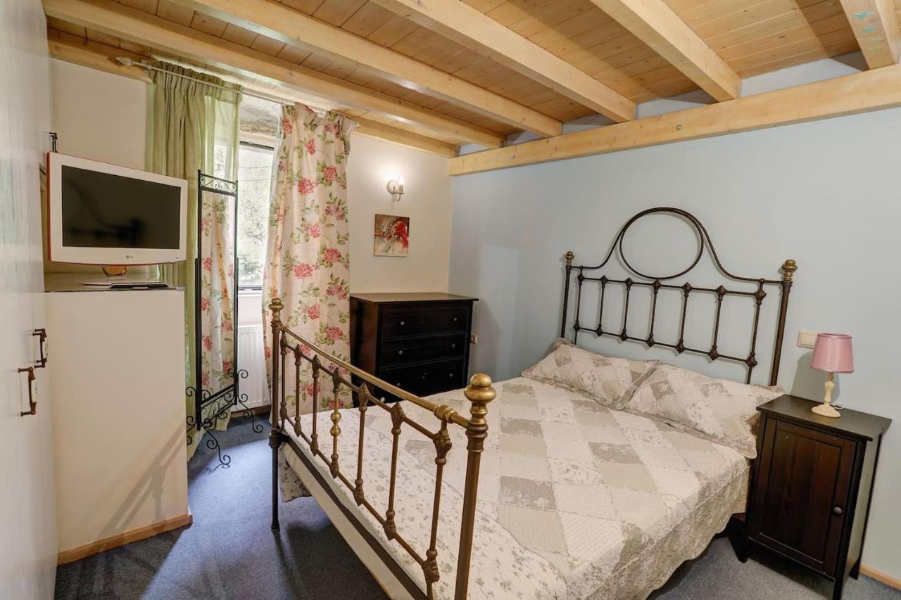 Luminous 2Bd Stone Apt In The Alleys Of Corfu Town Esterno foto