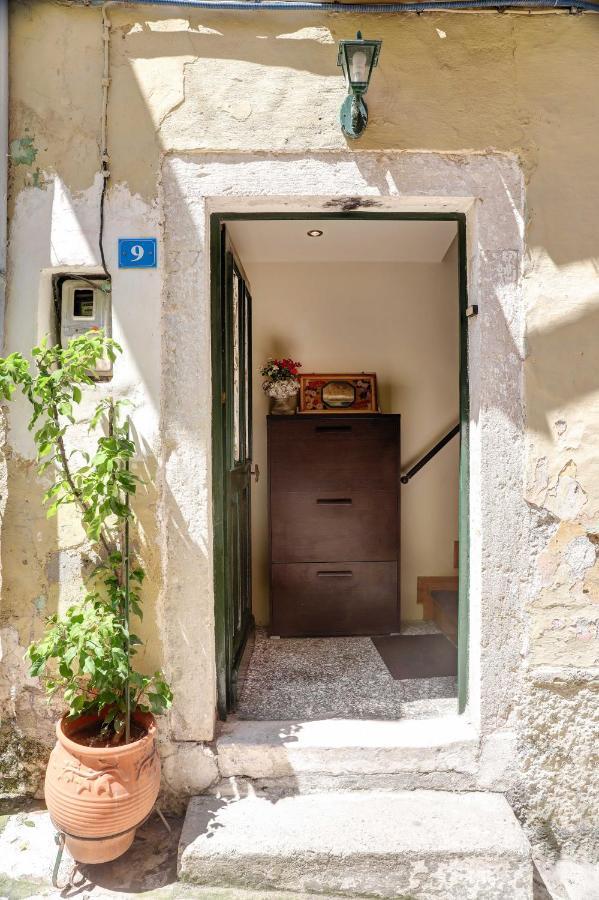 Luminous 2Bd Stone Apt In The Alleys Of Corfu Town Esterno foto